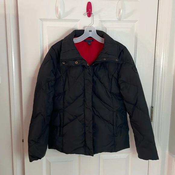 Tommy Hilfiger Jackets & Blazers - Tommy Hilfiger puffer jacket